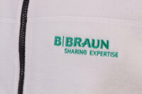 BBraun - drobná výšivka na fleecové vesty
